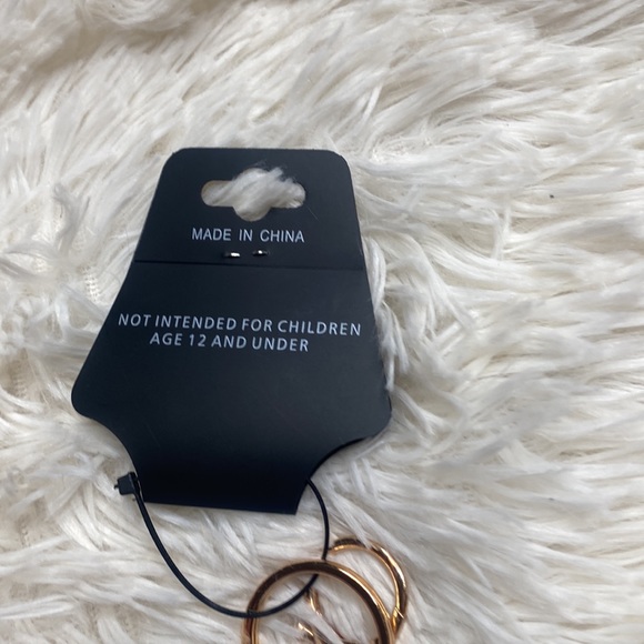 Edge Blue Pink Tye Dye Heart Fluffy Keychain Bag Charm - Picture 6 of 6